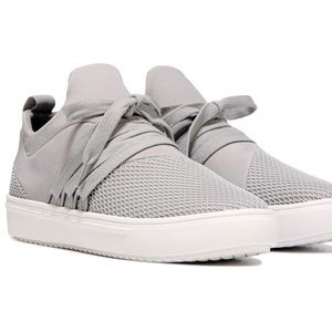 STEVE MADDEN LANCER Grey / fits size 9.5